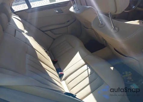 2011 Mercedes-Benz E 550 из США, поврежденный, VIN WDDHF7CB6BA401191